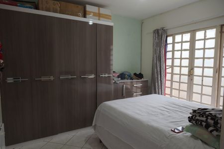 Casa à venda com 220m², 5 quartos e sem vagaQuarto 1 Suíte Casa 2