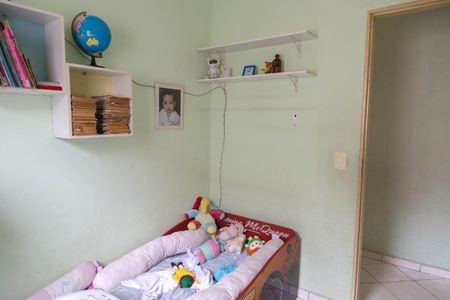 Casa à venda com 220m², 5 quartos e sem vagaQuarto 2 Casa 2