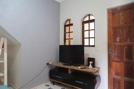 Casa à venda com 220m², 5 quartos e sem vagaSala Casa 1