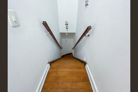 Casa à venda com 300m², 3 quartos e 2 vagas