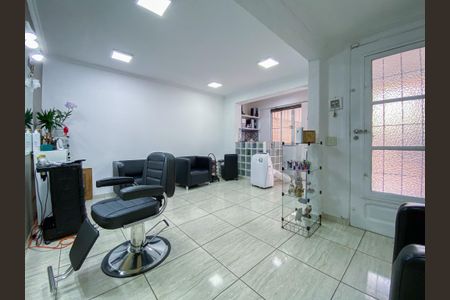 Casa à venda com 300m², 3 quartos e 2 vagas