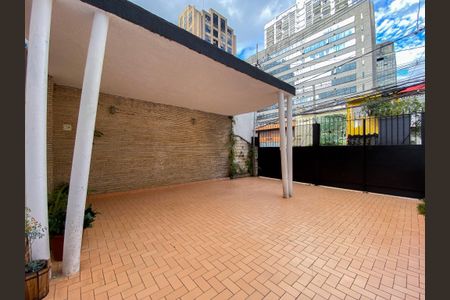 Casa à venda com 300m², 3 quartos e 2 vagas