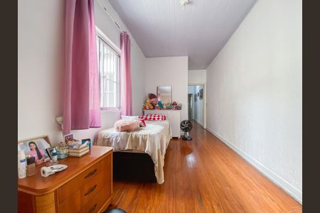 Casa à venda com 300m², 3 quartos e 2 vagas