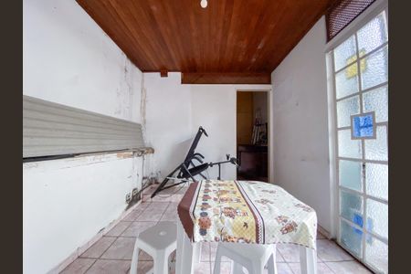 Casa à venda com 300m², 3 quartos e 2 vagas