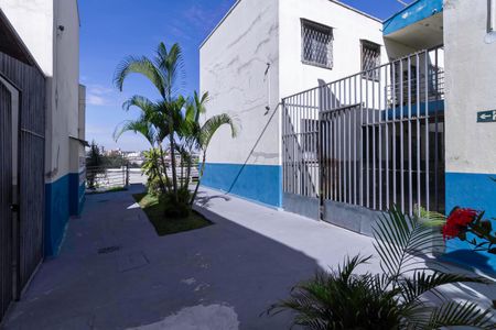 Apartamento à venda com 48m², 2 quartos e 1 vaga Apartamento à venda com 48m², 2 quartos e 1 vagaEntrada