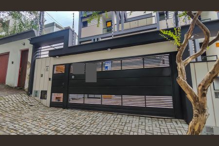 Casa à venda com 127m², 3 quartos e 2 vagasFachada
