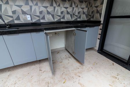 Casa à venda com 127m², 3 quartos e 2 vagasÁrea de Serviço