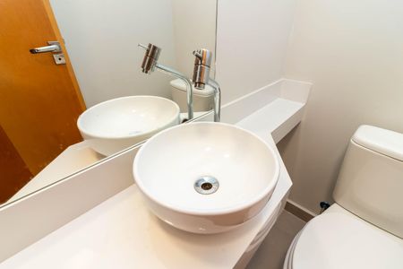 Casa à venda com 127m², 3 quartos e 2 vagasLavabo