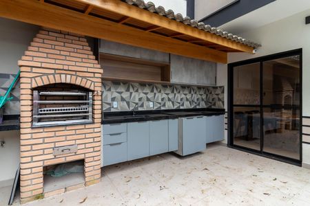 Casa à venda com 127m², 3 quartos e 2 vagasÁrea de Serviço