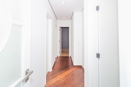 Apartamento para alugar com 200m², 4 quartos e 3 vagasCorredor