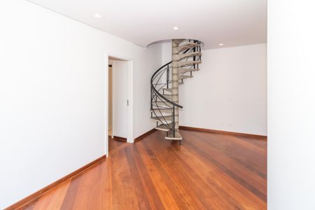 Apartamento para alugar com 200m², 4 quartos e 3 vagasSala