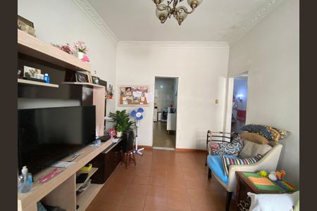 Casa à venda com 100m², 2 quartos e 1 vagaSala