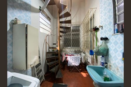 Casa à venda com 100m², 2 quartos e 1 vagaÁrea de Serviço