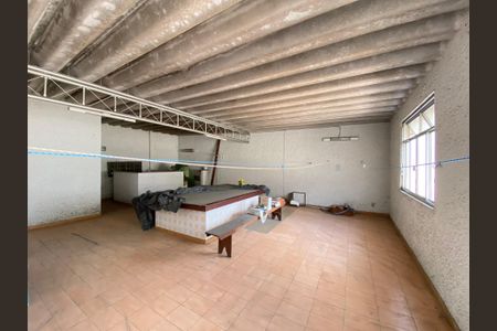 Casa à venda com 100m², 2 quartos e 1 vagaTerraço