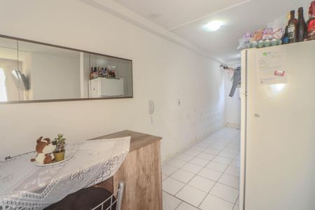 Apartamento à venda com 44m², 2 quartos e 1 vaga Apartamento à venda com 44m², 2 quartos e 1 vagaCozinha e Área de Serviço