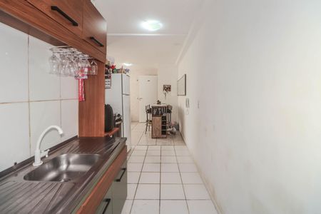 Apartamento à venda com 44m², 2 quartos e 1 vaga Apartamento à venda com 44m², 2 quartos e 1 vagaCozinha e Área de Serviço