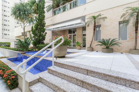 Apartamento à venda com 163m², 2 quartos e 3 vagasFachada