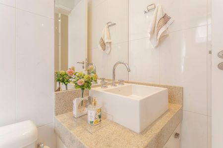 Apartamento à venda com 163m², 2 quartos e 3 vagasBanheiro da Suíte 1