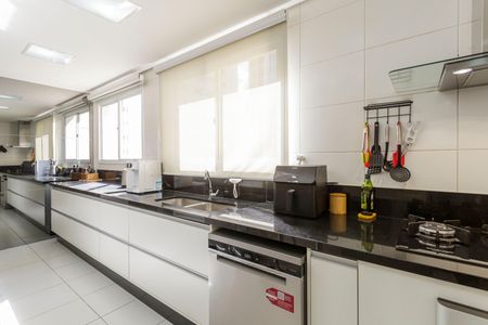 Apartamento à venda com 163m², 2 quartos e 3 vagasCozinha