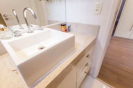 Apartamento à venda com 163m², 2 quartos e 3 vagasBanheiro da Suíte 2