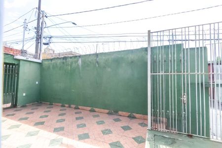 Casa à venda com 50m², 1 quarto e 1 vaga Casa à venda com 50m², 1 quarto e 1 vagaQuintal