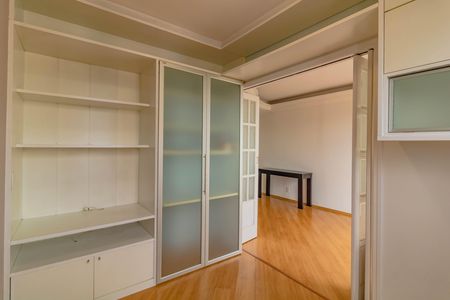 Apartamento para alugar com 65m², 2 quartos e 1 vagaSala