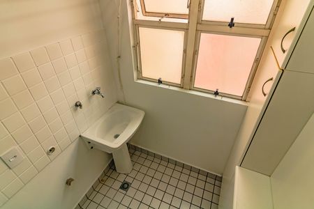 Apartamento para alugar com 65m², 2 quartos e 1 vagaÁrea de Serviço