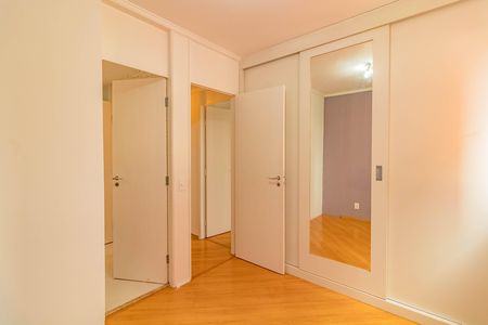 Apartamento para alugar com 65m², 2 quartos e 1 vagaQuarto 2 