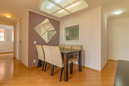 Apartamento para alugar com 65m², 2 quartos e 1 vagaSala