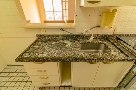 Apartamento para alugar com 65m², 2 quartos e 1 vagaCozinha