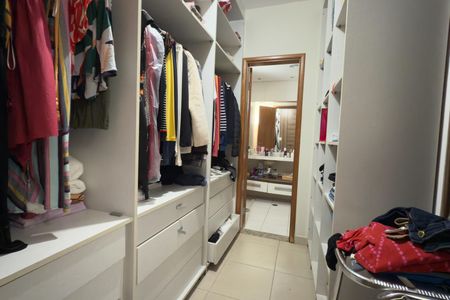 Apartamento para alugar com 299m², 3 quartos e 3 vagasCloset da suíte 3
