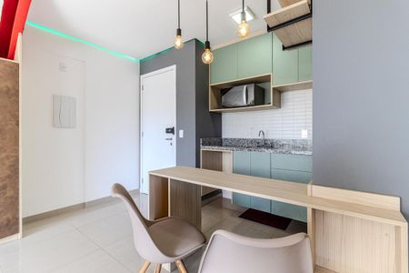 Studio para alugar com 34m², 1 quarto e 1 vaga Studio para alugar com 34m², 1 quarto e 1 vagaCozinha