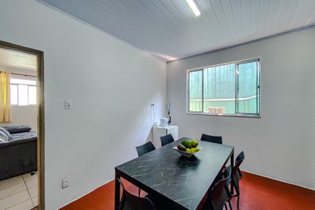 Casa à venda com 197m², 4 quartos e 1 vagaSala de Jantar