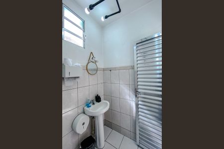 Casa à venda com 197m², 4 quartos e 1 vagaBanheiro da Área externa