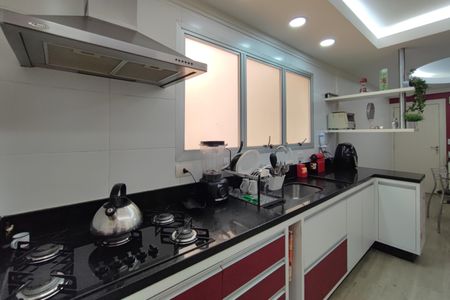 Apartamento à venda com 135m², 3 quartos e 2 vagasCozinha