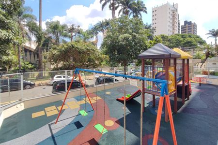 Apartamento à venda com 135m², 3 quartos e 2 vagasÁrea comum - Playground