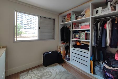 Apartamento à venda com 135m², 3 quartos e 2 vagasQuarto 2
