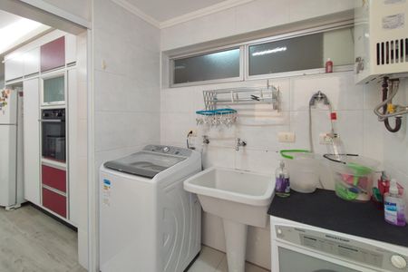 Apartamento à venda com 135m², 3 quartos e 2 vagasÁrea de Serviço