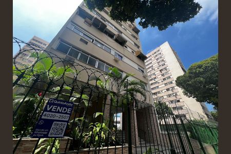 Apartamento à venda com 68m², 3 quartos e 1 vaga Apartamento à venda com 68m², 3 quartos e 1 vagaFachada e Placa