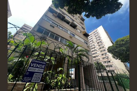 Apartamento à venda com 68m², 3 quartos e 1 vaga Apartamento à venda com 68m², 3 quartos e 1 vagaFachada e Placa