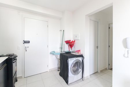 Sala - Cozinha de apartamento para alugar com 2 quartos, 33m² em Fazenda Aricanduva, São Paulo