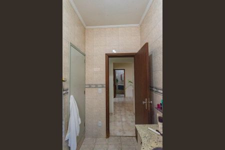 Casa à venda com 359m², 3 quartos e 2 vagas Casa à venda com 359m², 3 quartos e 2 vagasBanheiro