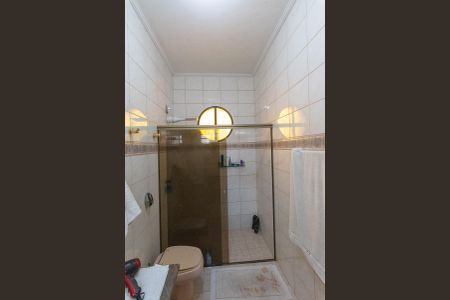 Casa à venda com 359m², 3 quartos e 2 vagas Casa à venda com 359m², 3 quartos e 2 vagasBanheiro da Suíte