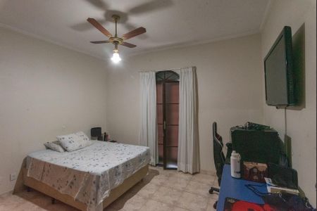 Casa à venda com 359m², 3 quartos e 2 vagas Casa à venda com 359m², 3 quartos e 2 vagasSuíte