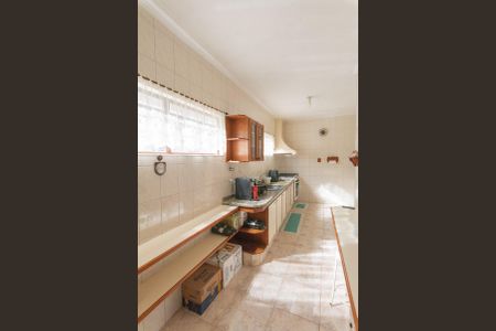 Casa à venda com 359m², 3 quartos e 2 vagas Casa à venda com 359m², 3 quartos e 2 vagasCozinha