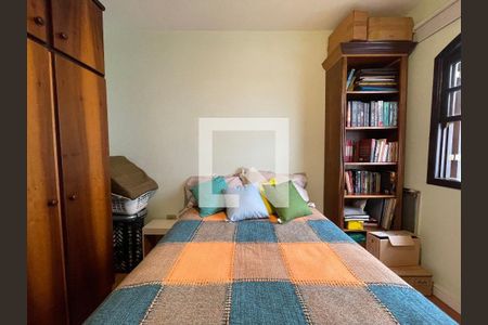 Casa de Condomínio à venda com 2 quartos, 50m² em Jardim Ester Yolanda, São Paulo