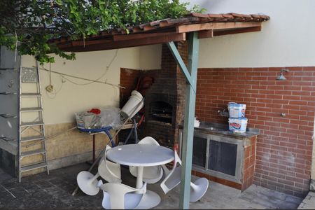 Casa à venda com 140m², 3 quartos e sem vagaChurrasqueira