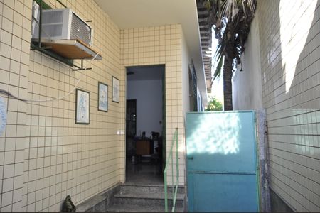 Casa à venda com 140m², 3 quartos e sem vagaÁrea de Serviço