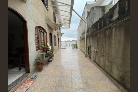 Casa à venda com 50m², 2 quartos e 1 vaga Casa à venda com 50m², 2 quartos e 1 vagaEntrada