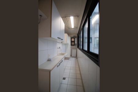 Apartamento à venda com 210m², 3 quartos e 3 vagasÁrea de serviço